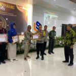 Polres Bintan Terima Penghargaan dari KPPN Tanjungpinang Sebagai Peringkat Pertama Nilai IKPA Terbaik, periode Tahun Anggaran 2022, Kamis (06/02/23)./f.dok.Hms Polres Bintan.