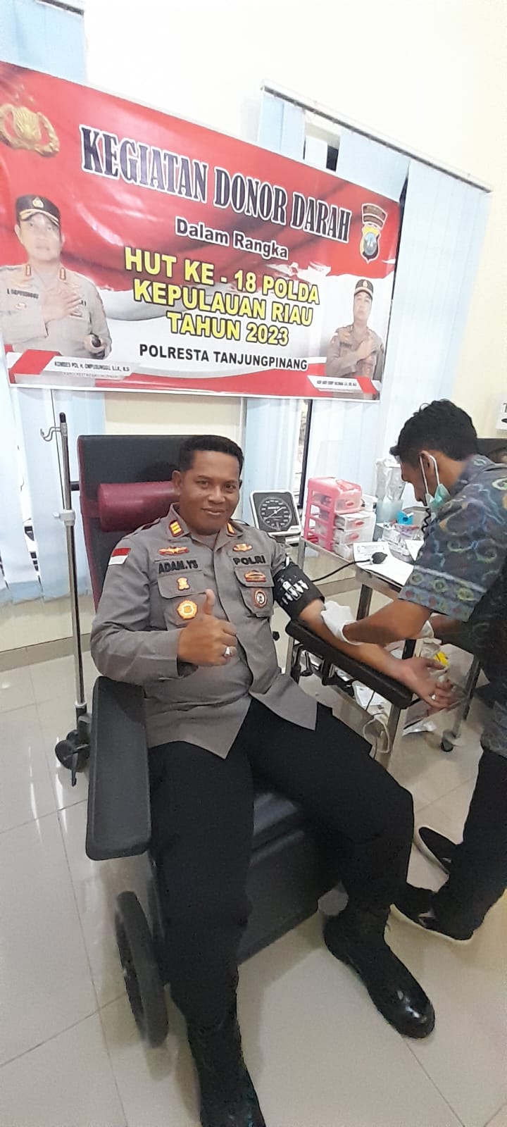 Polresta Tanjungpinang Gelar Donor Darah rangka HUT Polda Kepri ke-18, Kamis (02/03/23)./f.dok.Hms.