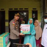 Polresta Kembali Salurkan Bansos dari Polda Kepri untuk Negeri, Senin (03/04/23)/f.dok.Hms.