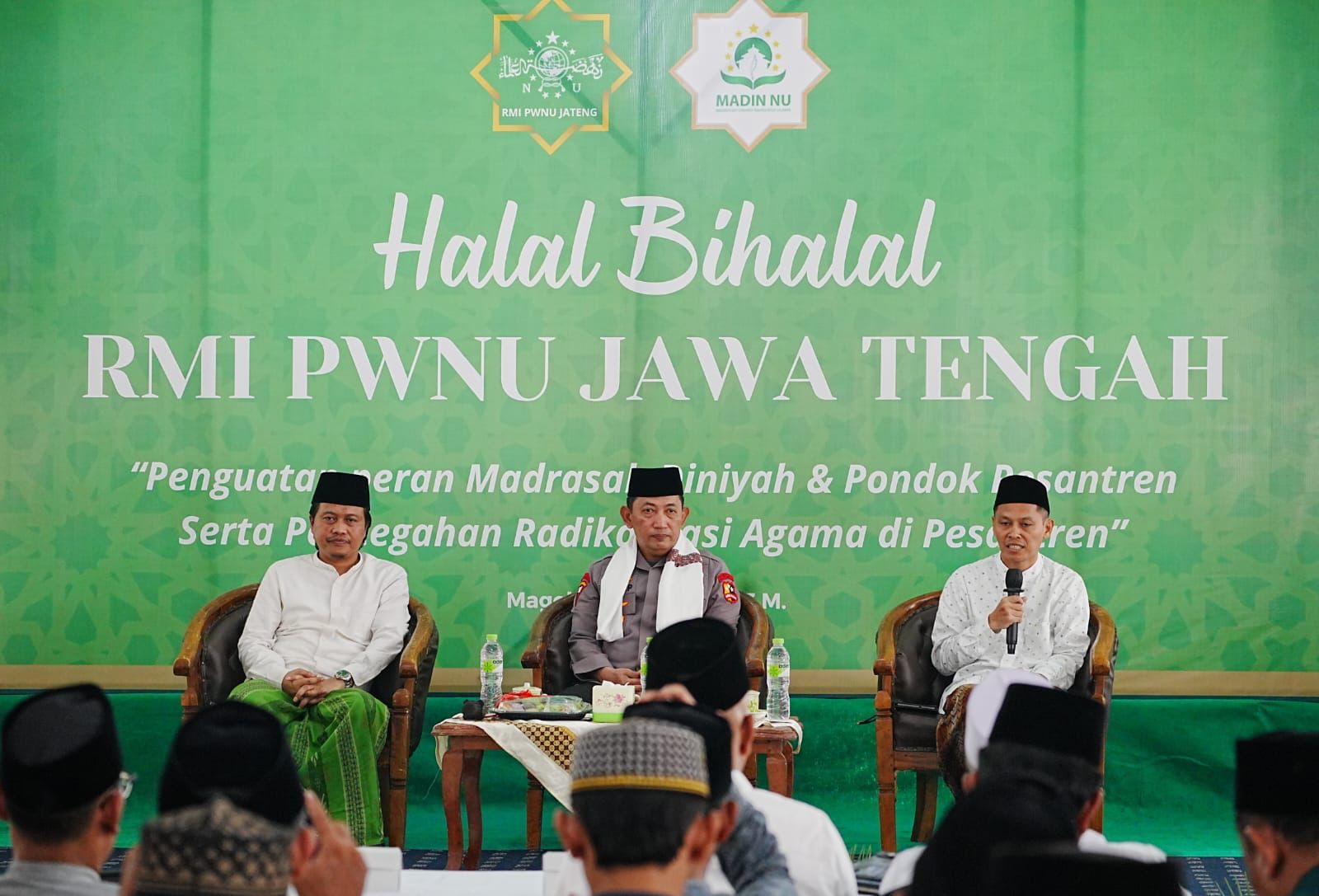 Kapolri Jenderal Listyo Sigit Prabowo saat menghadiri undangan di Pesantren Subhanul Wathon, Jawa Tengah, Sabtu (20/05/23)/f.dok.Hms.