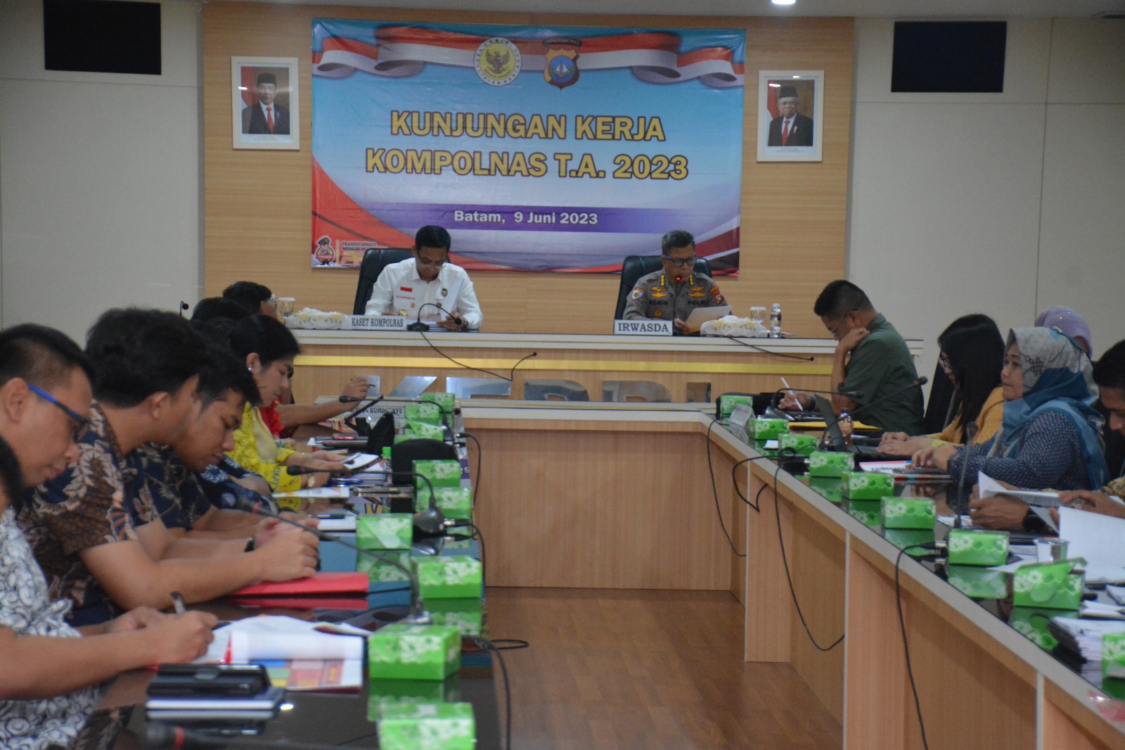 Kunjungan Kompolnas Dalam rangka menindaklanjuti pengaduan masyarakat di Rupatama Polda Kepri , Jumat (09/06/23)/f.dok.Hms.