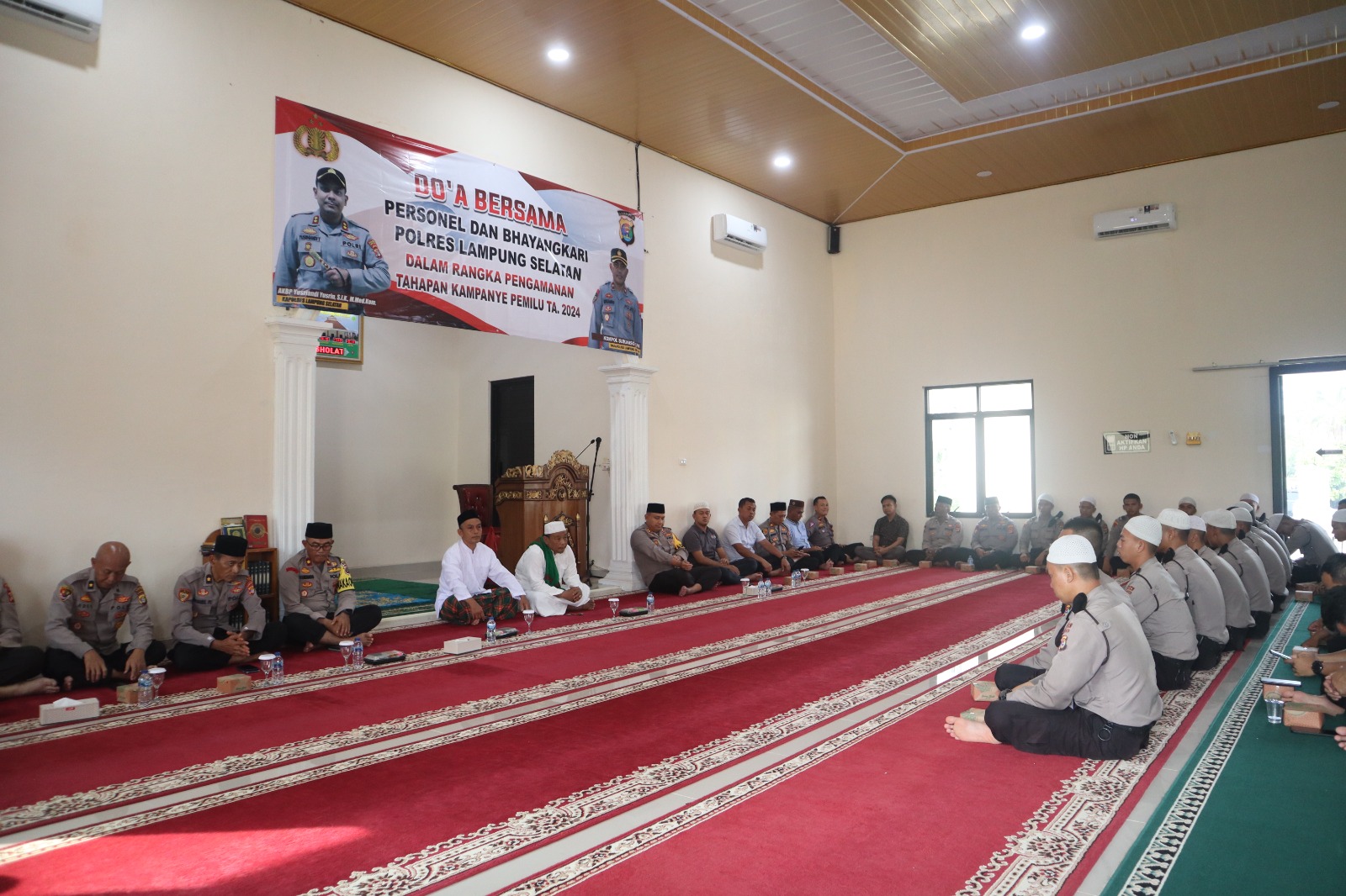 Dok. F / Polres Lampung Selatan menggelar doa Bersama di Masjid Polres Lampung Selatan, Jumat, 24 November 2024 pukul 16.00 Wib.