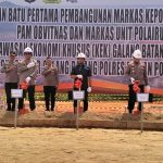 Peletakkan Batu Pertama Pembangunan Markas Kepolisian Terpadu Pam Obvitnas Oleh Kapolda Kepri, di Galang Batang, Bintan Selasa (21/05/24) /f.dok.Ratih.