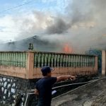 Situasi Kebakaran rumah warga Jalan Pemuda Kota Tanjungpinang, Rabu (29/05/24) /Rat.