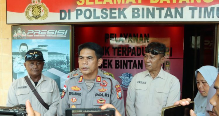 Kapolsek Bintan Timur, AKP Rugianto saat Wawancara/f.dok.Rat.