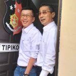 Mantan PJ.Walikota Tanjungpinang, Hasan didamping Kuasa hukumnya memasukkan Rumah Reskrim Polres Bintan Kamis (07/06/24)/f.dok.Rat.