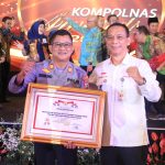 Moment, Kapolsek Tanjungpinang Timur AKP Sugiono saat menerima piagam Penghargaan Kompolnas Award 2024 di Jakarta, Rabu (17/07/24) /f.dok.Hms.