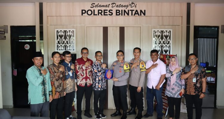 Silahturahmi KPUD Bintan dan Polres Bintan Berkolaborasi untuk Keamanan Pilkada 2024, Jumat (19/07/24)/f.dok.Rat.